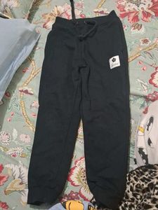 Comfortable Black Jogger Pants tshart