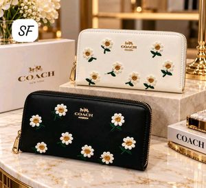 Coach Daisy Wallet