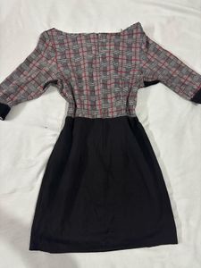 Chic Plaid &amp; Black Midi Dress
