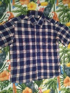 women's Blue Plaid Short Sleeve Shirt