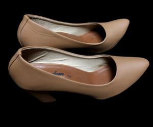 Pointed Toe Heel😍💯👌