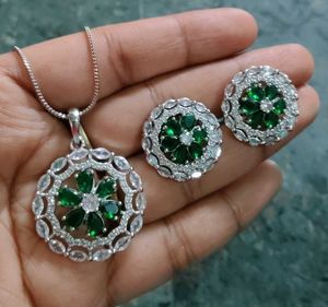 Emerald and Diamond Jewelry Set