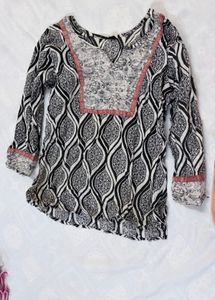 Patterned kurti top