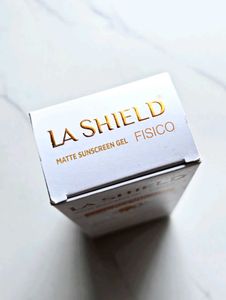 LA SHIELD Matte Sunscreen Gel SPF 50+