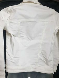 brand new👌😻Classic White Denim Jacket
