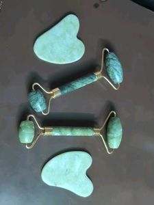 Face Roller And Gua Sha Combo
