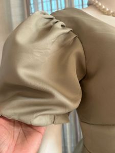 Elegant Puffy Sleeve Midi Dress
