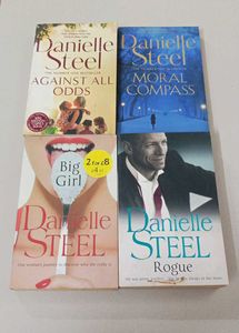 📓📔Danielle Steel Book Lot
