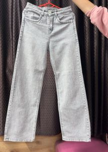 Light Wash Denim Jeans