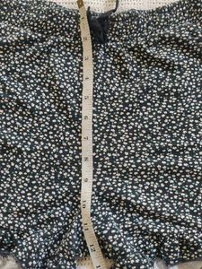 Cute Floral Print Shorts