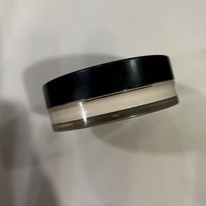 e.l.f. Poreless Putty Primer