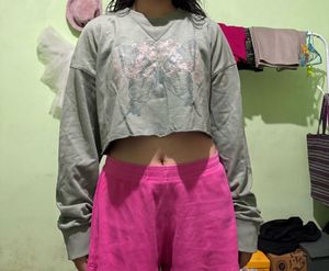Butterfly Graphic Cropped Sweatshirt