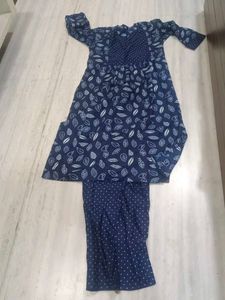 Navy Blue Printed Kurta with Pants