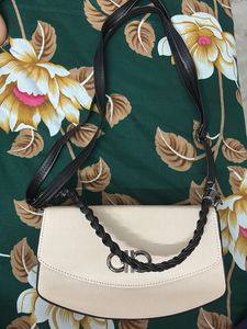 beige clr bag