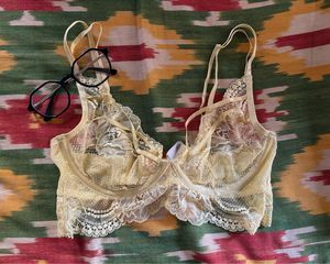 🍯⋆˙⟡Butter Yellow Lace Bra with Strappy Detail