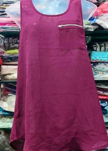 Chic Burgandy Sleeveless Top with Pocket