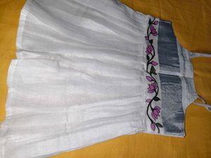 Elegant White Lehenga Choli with Floral Design