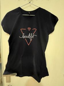 Women Night Suit In Medium Size