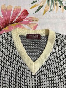 knit full sleeves vest cardigan black & cream
