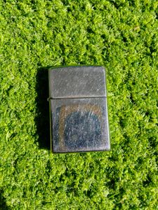 Authentic Zippo Lighter – Classic Plain Brushed /