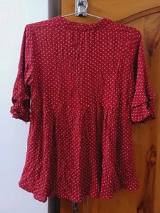 Chic Red Top ❤️