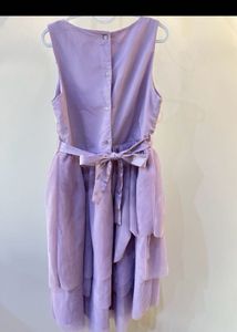 Comb Of  Girls Dress