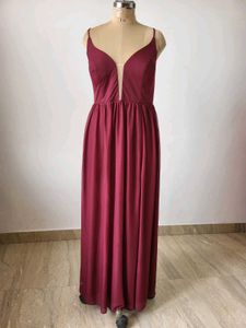 Elegant Burgundy Evening Gown