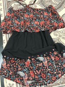 Chic Floral Off-Shoulder Maxi Dress