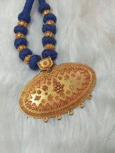 Blue Thread Necklace with Oval Pendant