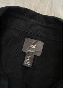 H&amp;M -Men's Black Denim Shirt