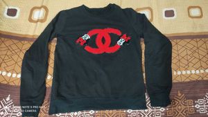 Black And Red Tag Mix up Sweatshirt❤