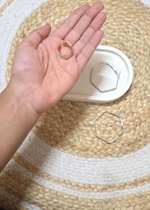 Elegant adjustable Rings and loop earrings