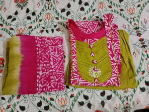Green Kurta Set with Pink Print