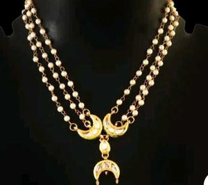 Chic Moon &amp; Pearl Layered Necklace