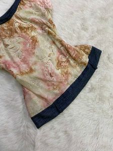 Floral Lace Sleeve Top