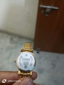SONATA WATCH ( Only Analog Colour Is Diff