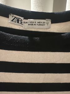 ZARA crop top in S