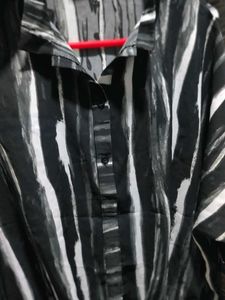 Stylish Abstract Print Button-Up Shirt