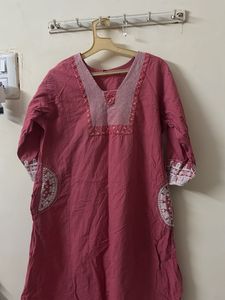 Beautiful Pink Embroidered Kurta