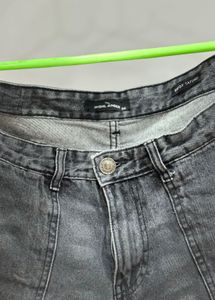 Stylish Grey Cargo Jeans