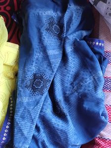 31.Vibrant Printed Saree