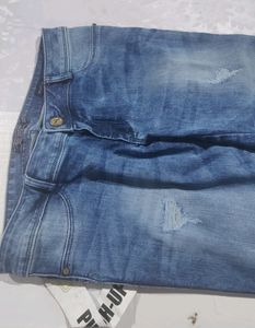 Tokyo Talkies Women's Casual Jeans. New With Tag