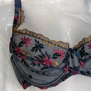 🪔 Embroidered Mesh Balconette Bra