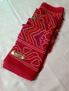 Elegant Red Bandhani Print Saree