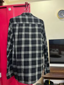 Set of 2 Men's Plaid Flannel Shirts