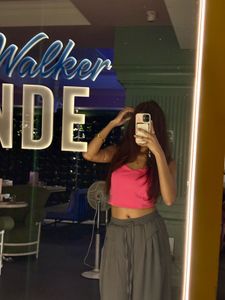 pink crop top