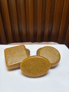 kumkumadi skin brightening soap