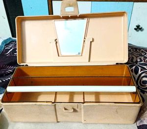 Vintage Cream Cosmetic Train box