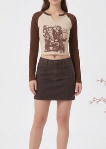 Graphic Print Long Sleeve Crop Top