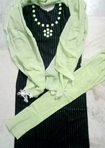 BrandNewElegant BlackSequined Kurta with LightGr